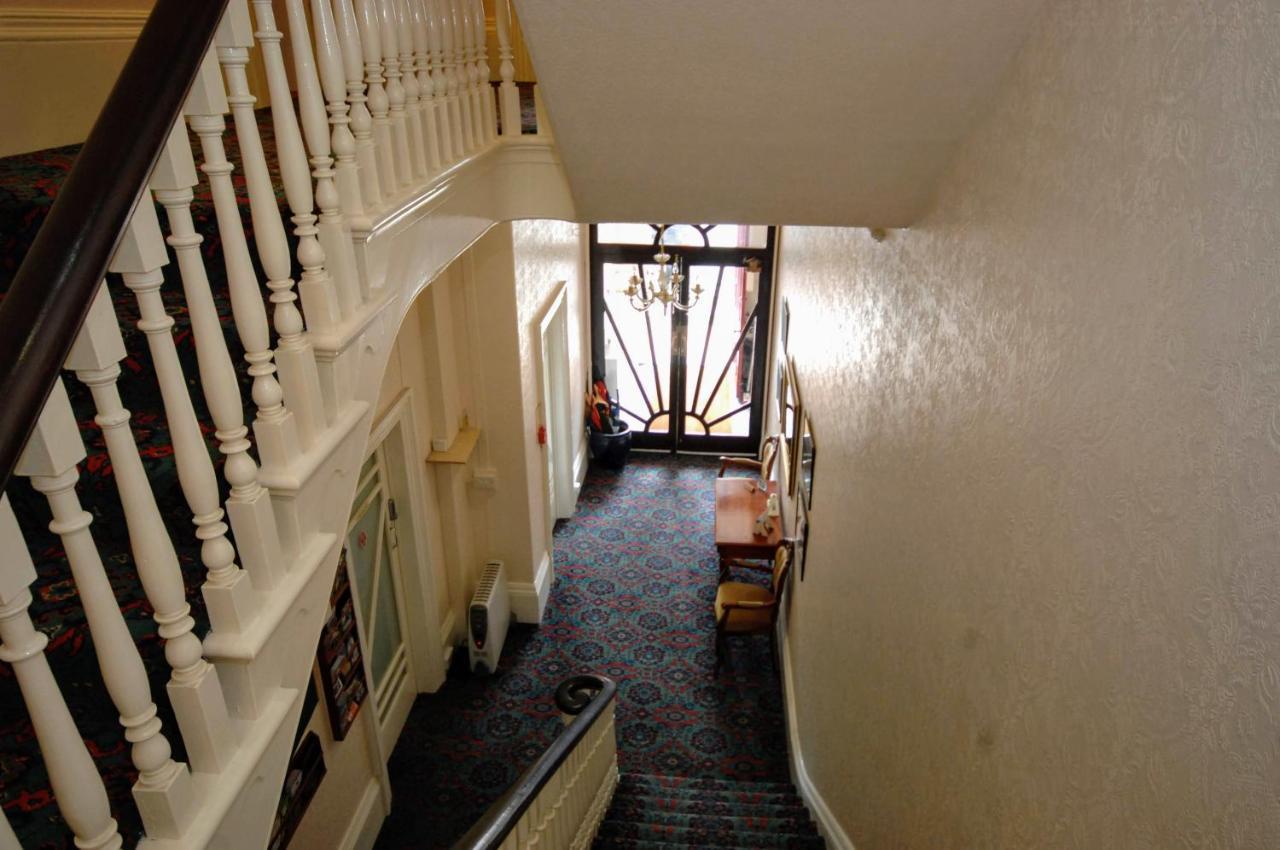Guest house The Maynard 3*